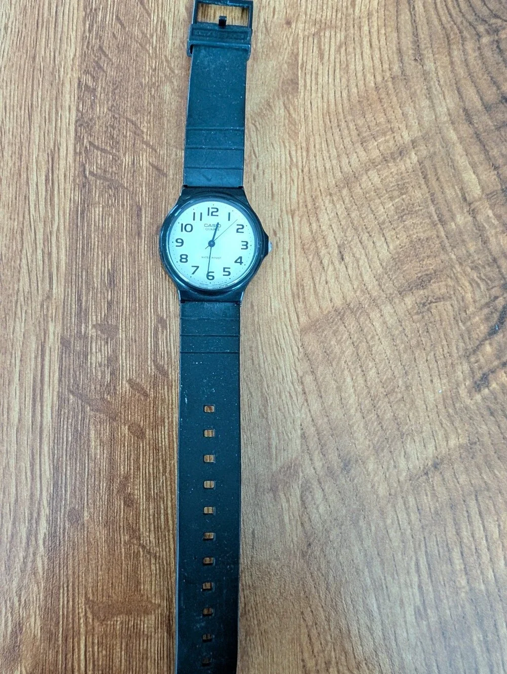 Vintage Casio Quartz  Men's Watch